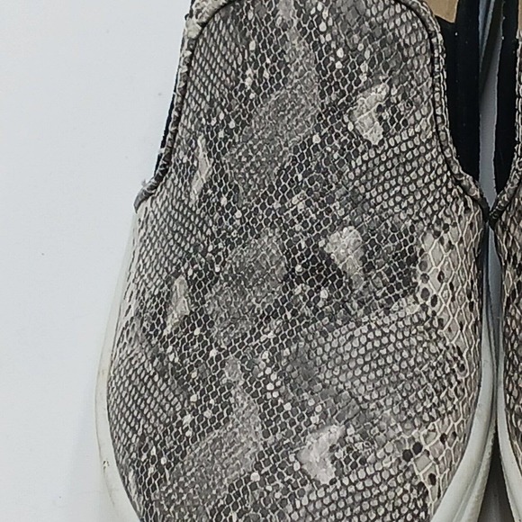 Cocci Shoes Womens 7‎ Snake Pattern Slip On Gray White Leather - Picture 8 of 11
